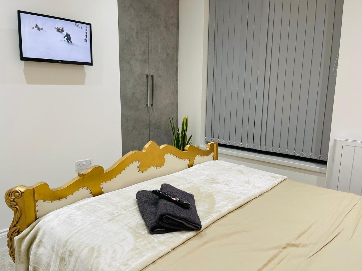 Salt Hill Windsor Legoland Eton Heathrow Luxury 2 Bed 1 Bath Free Parking Διαμέρισμα Σλόουθ Εξωτερικό φωτογραφία