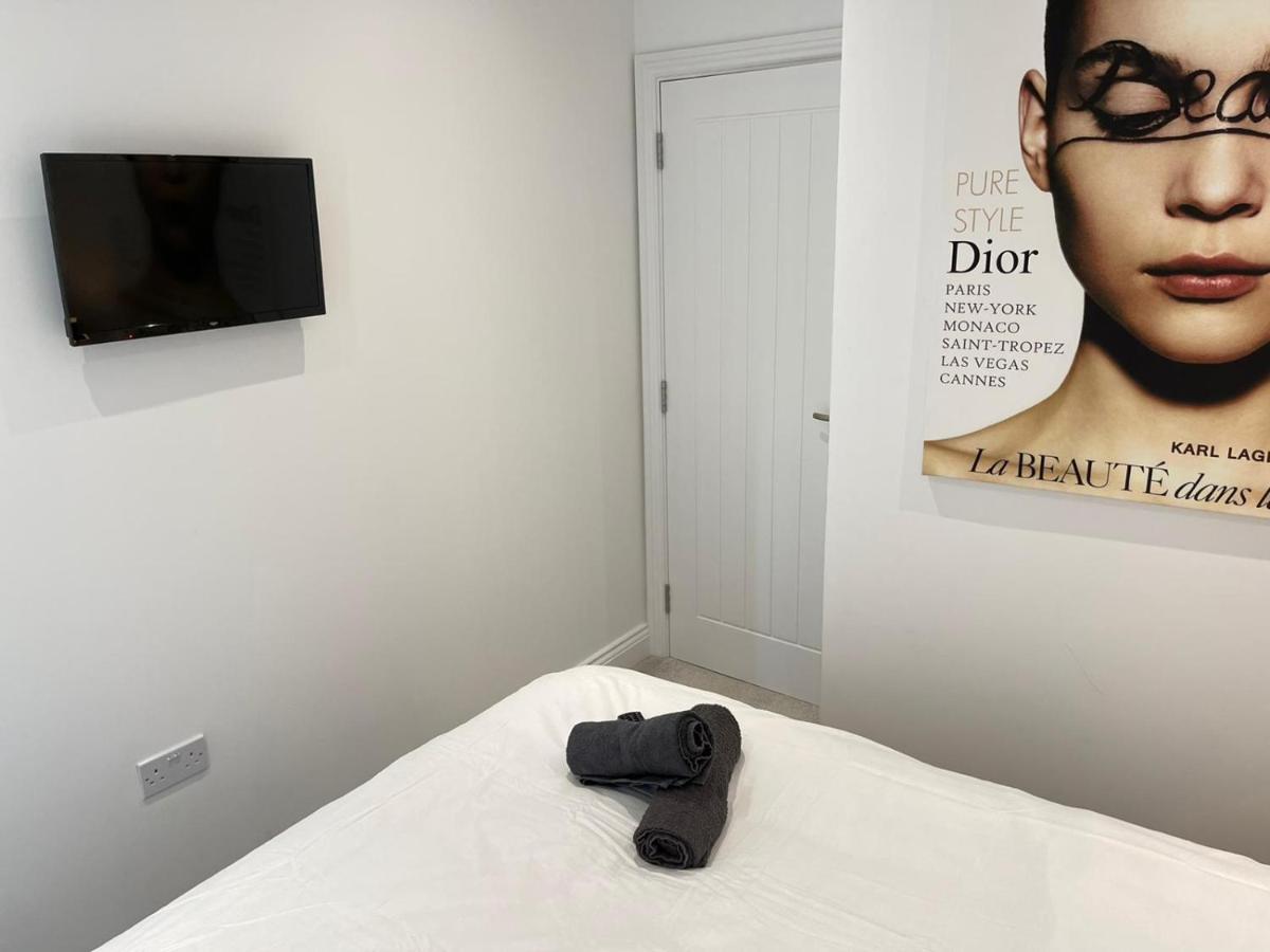 Salt Hill Windsor Legoland Eton Heathrow Luxury 2 Bed 1 Bath Free Parking Διαμέρισμα Σλόουθ Εξωτερικό φωτογραφία
