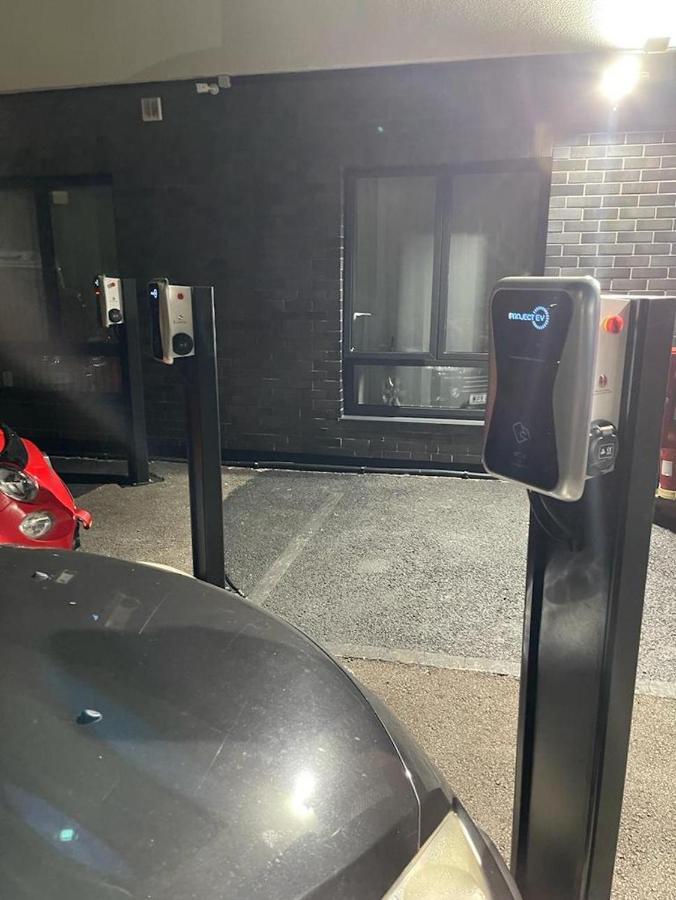 Salt Hill Windsor Legoland Eton Heathrow Luxury 2 Bed 1 Bath Free Parking Διαμέρισμα Σλόουθ Εξωτερικό φωτογραφία